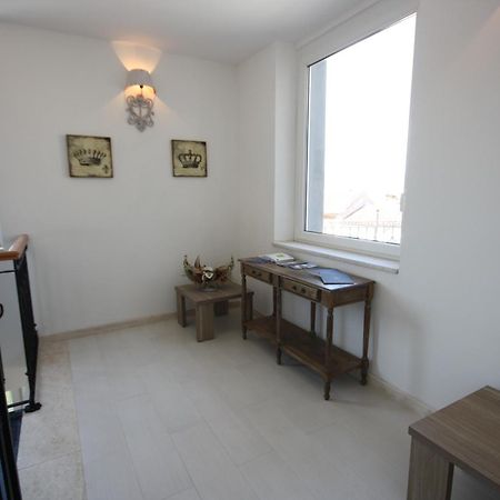 Le Residenze Del Centro Aparthotel Olbia Bagian luar foto